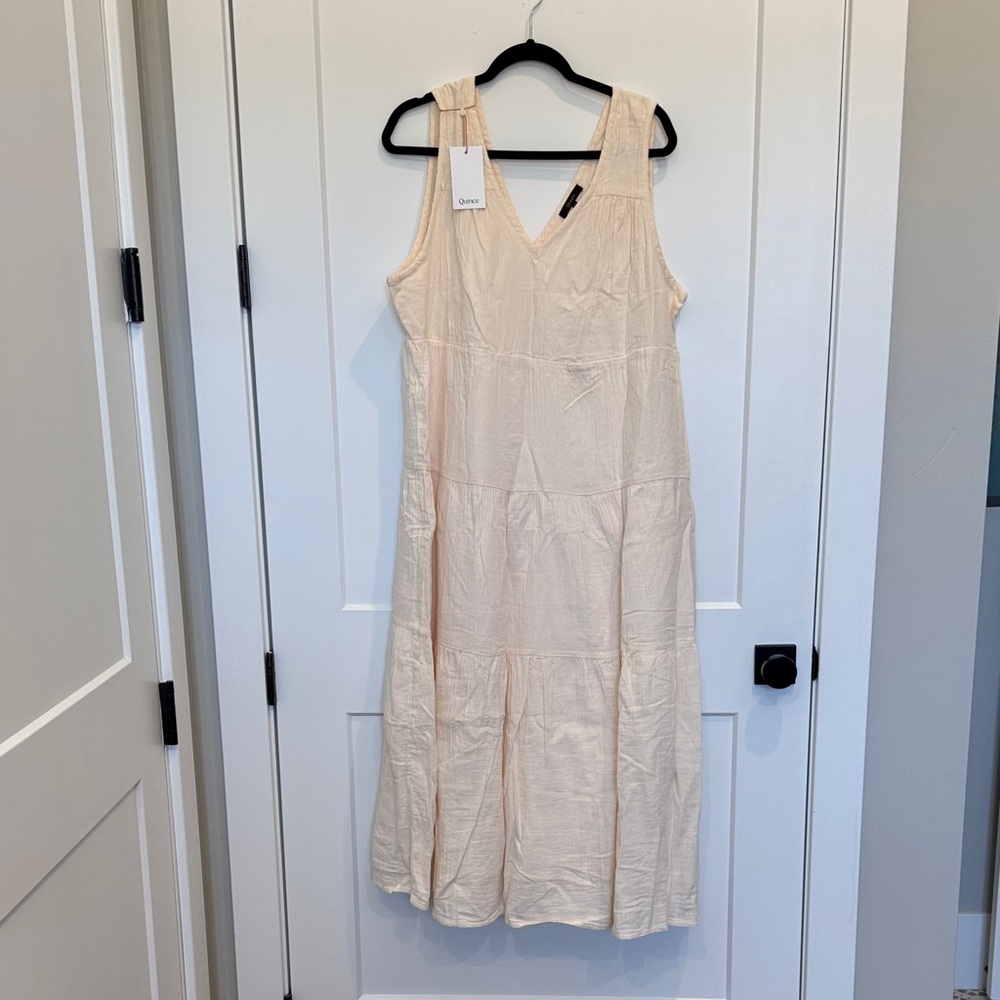 Beautiful NWT Quince Cream Midi Gauze/ Muslin Sleeveless Dress. Size XL.